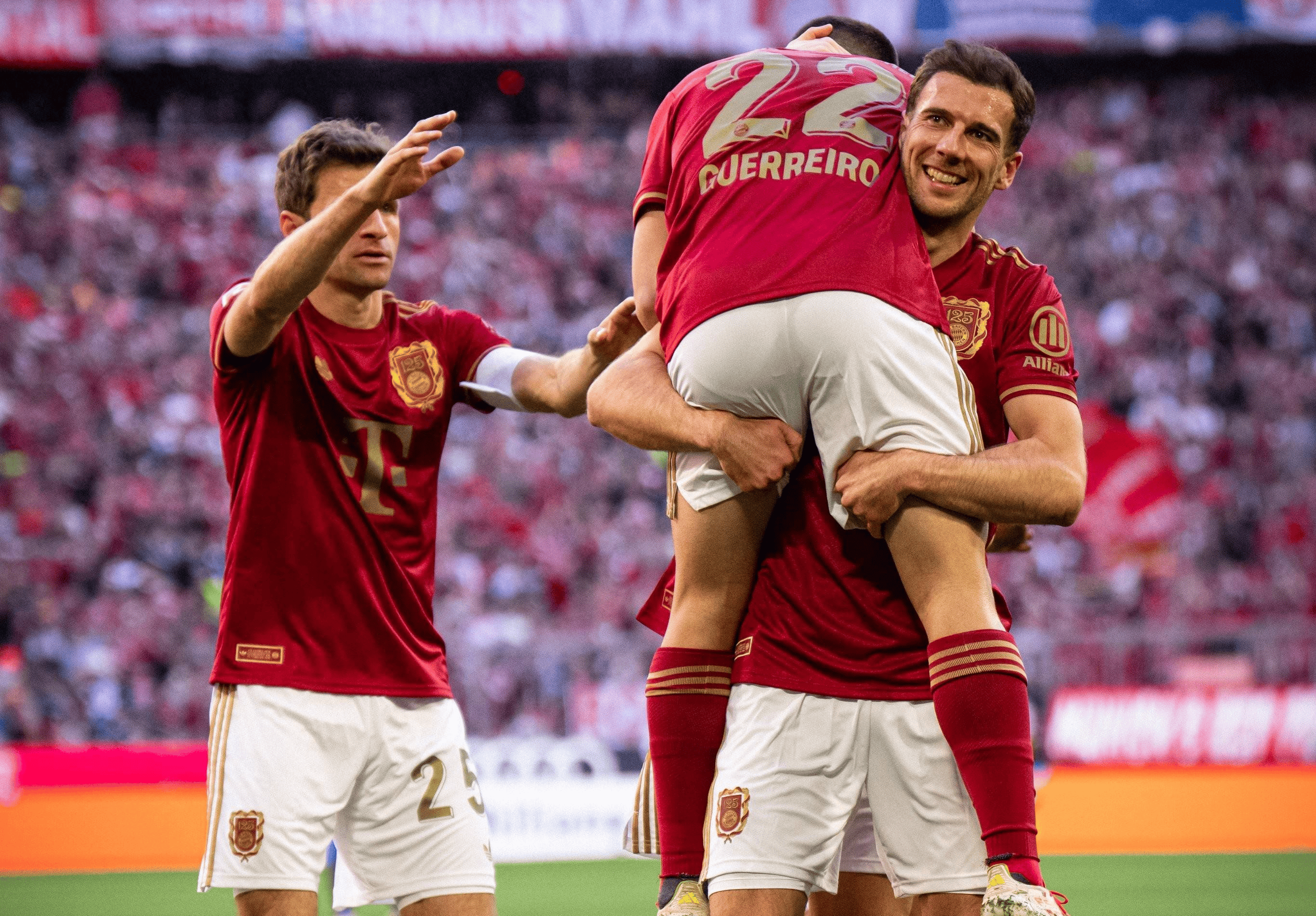 拜仁开场5分钟连进两球，切尔西防线形同虚设！