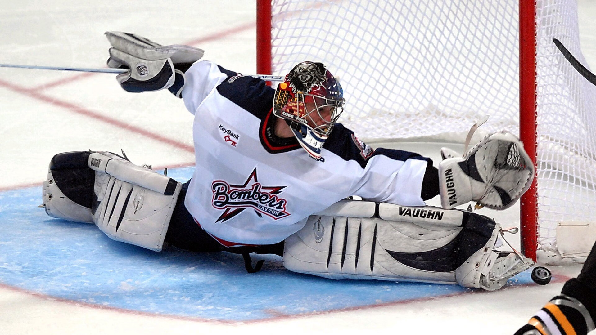 电竞赛场焦点！韩国队对阵比利时队，强强对话引爆全球球迷关注